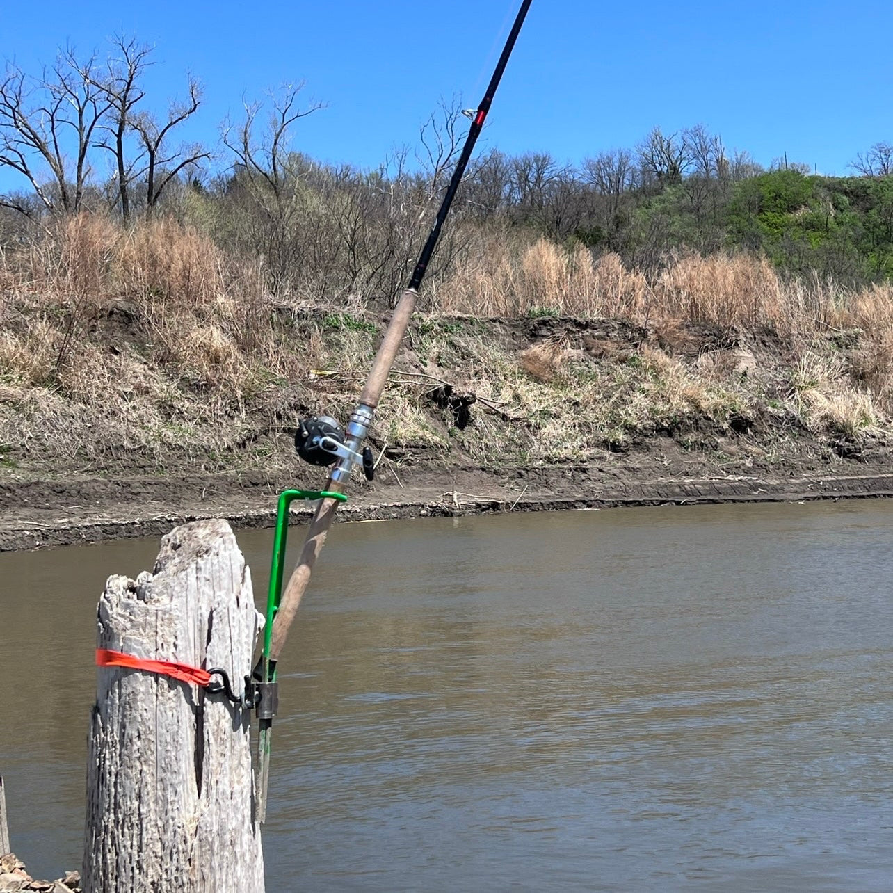 Universal Rod Holder Mount for Trees/Docks – Takedown Rod Holders
