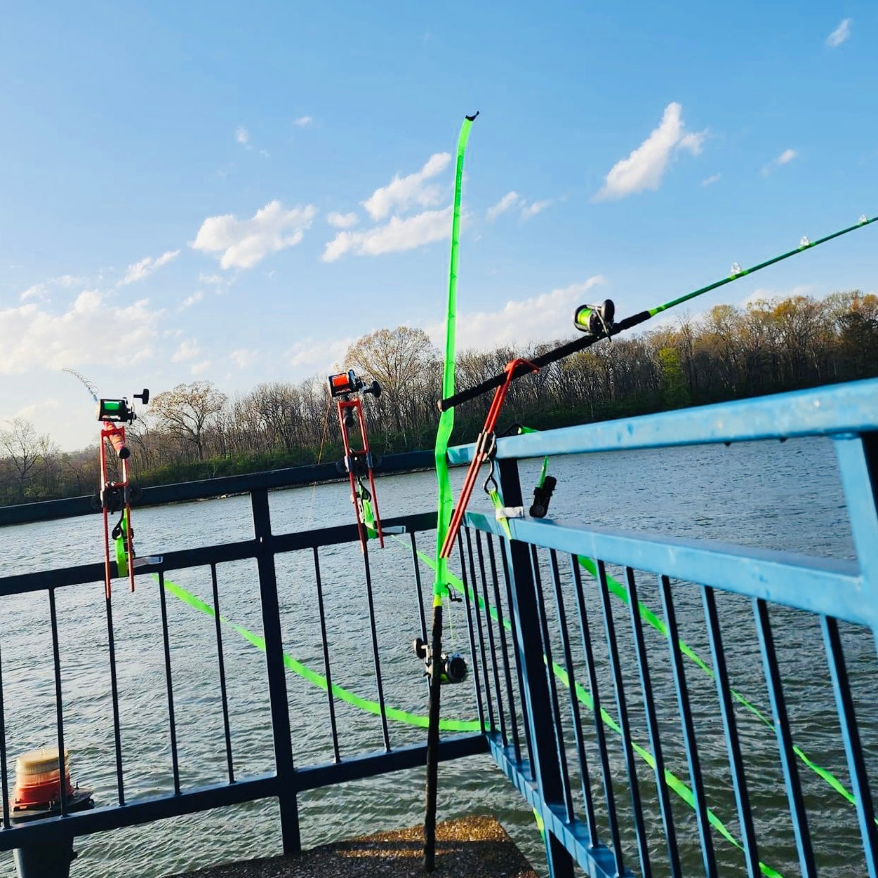 Universal Mount for Trees/Docks/Laydown/Pillars